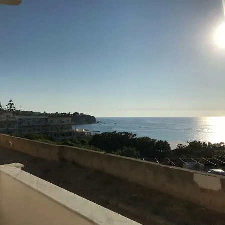 Casa *